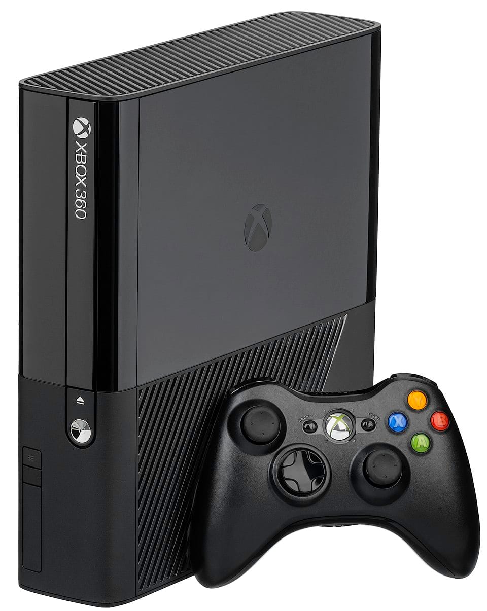 960px Microsoft Xbox 360 E wController