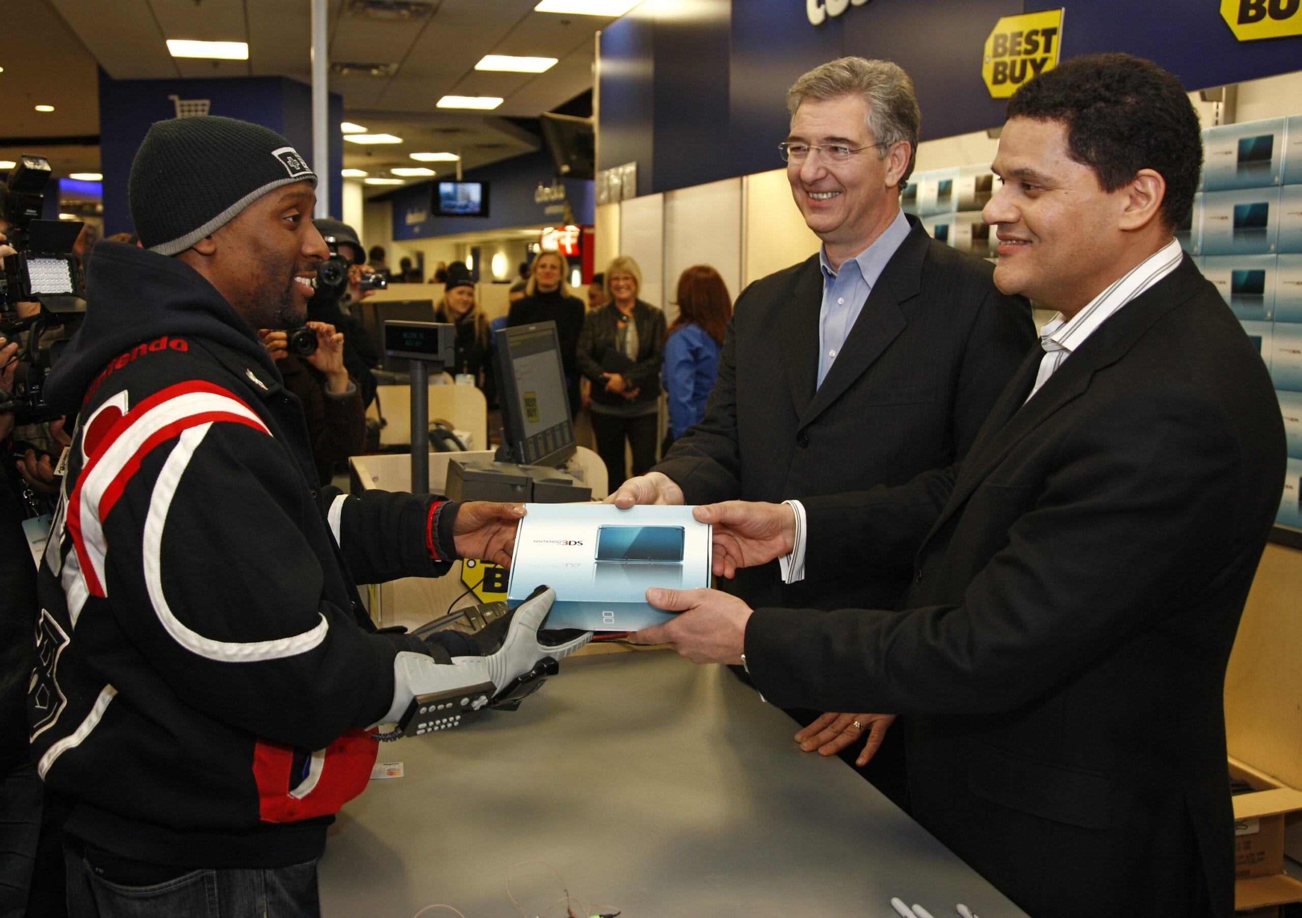 nintendo3ds us launch scaled